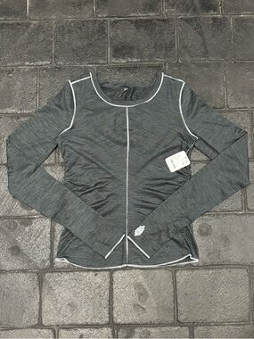Free people movement right on long sleeve layer grey size small NWT